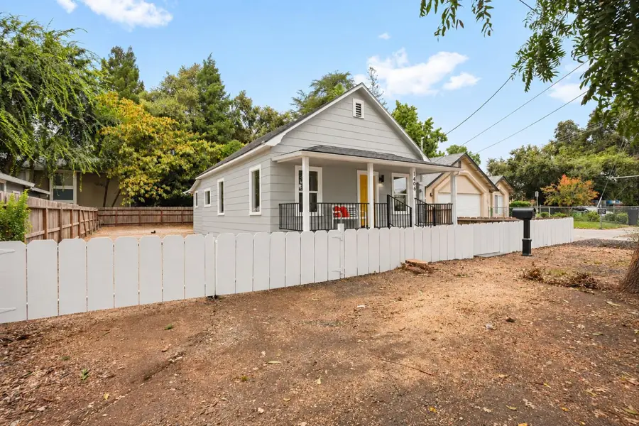 1406 W 7th Street, Chico, CA 95928 - #3