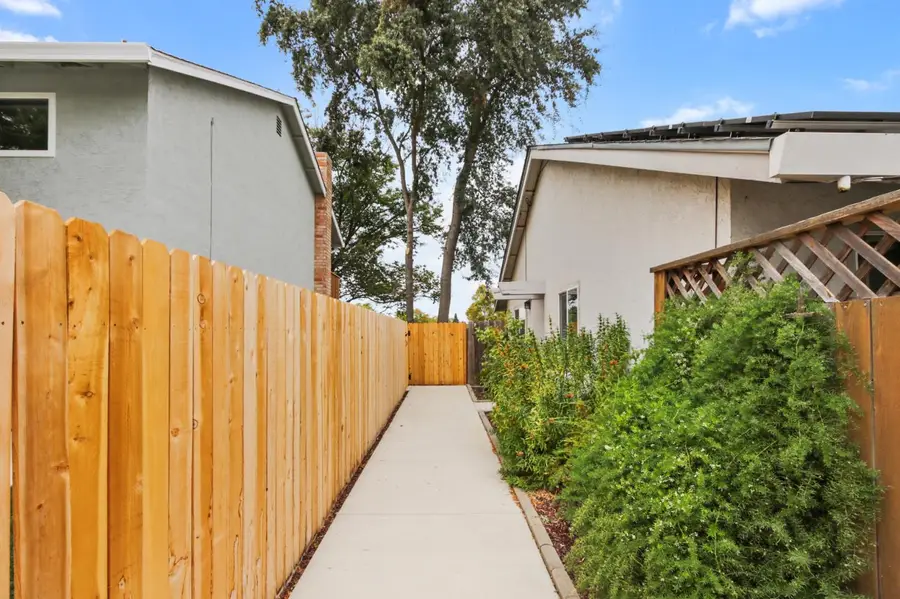 2111 E 8th Street, Davis, CA 95618 - #3