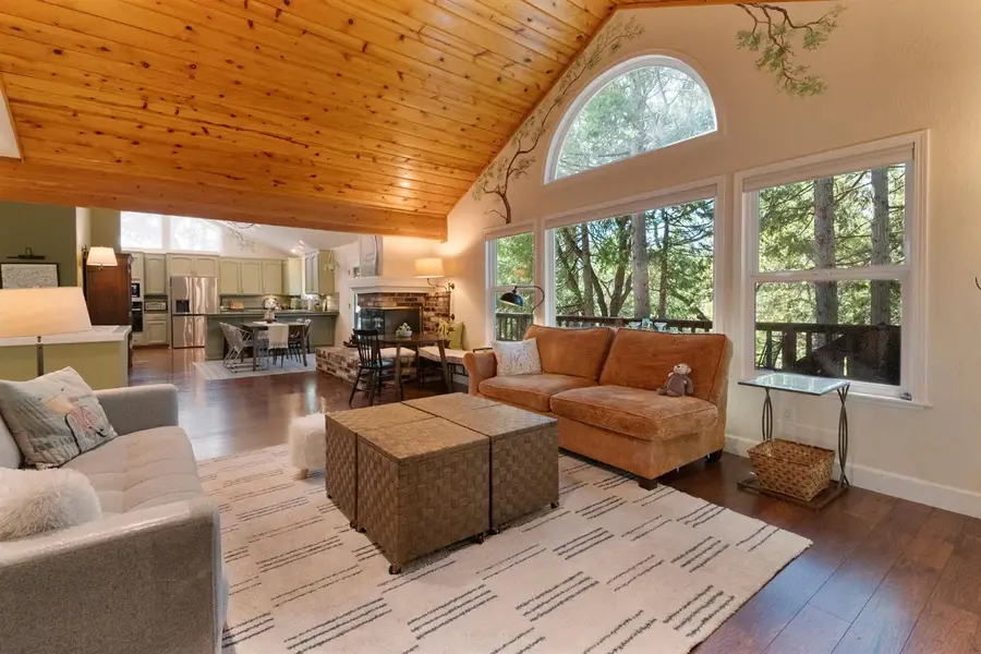 898 Dogwood Drive, Murphys, CA 95247 - #2