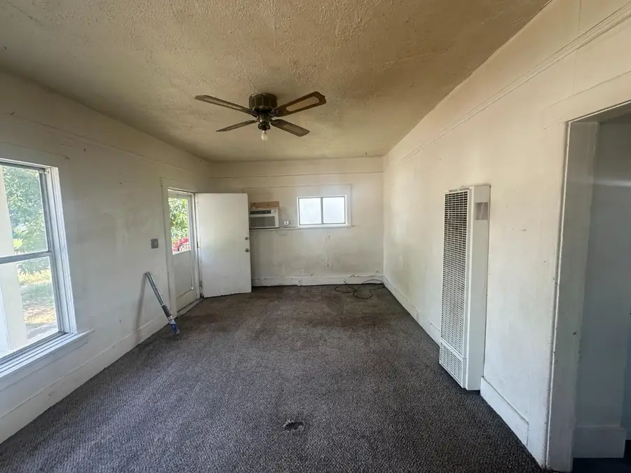 977 Vermont Street, Gridley, CA 95948 - #3
