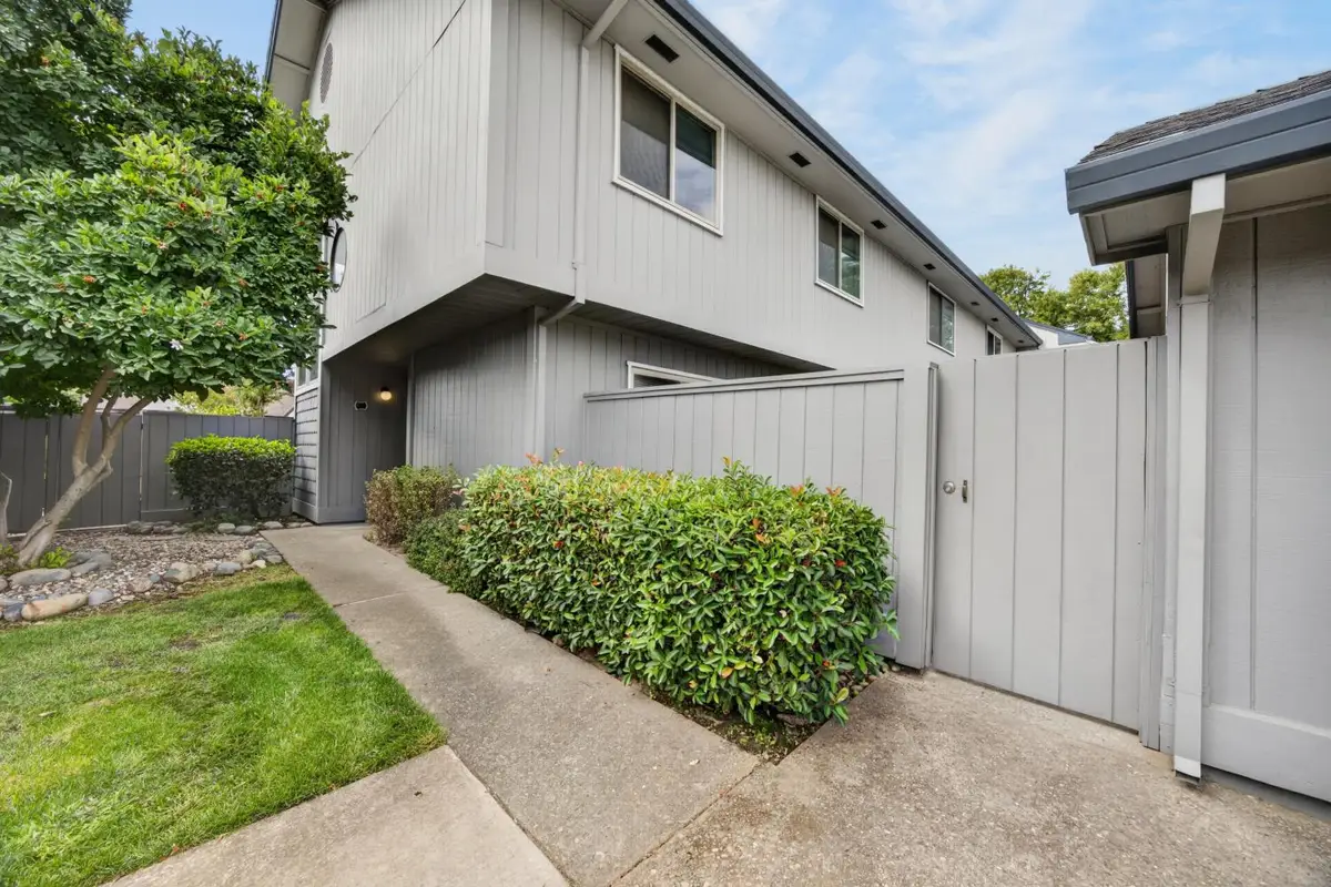 8028 Briar Ridge Lane, Citrus Heights, CA 95610 - #1