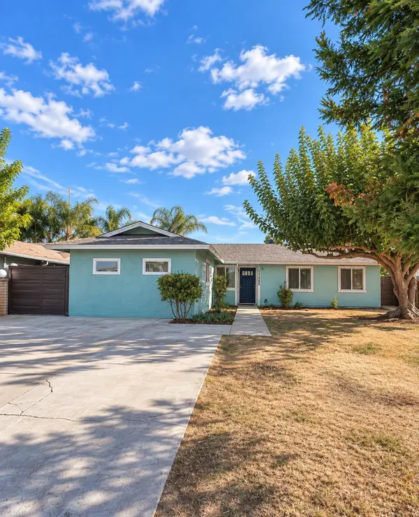 15985 Edmiston Avenue, Ivanhoe, CA 93235