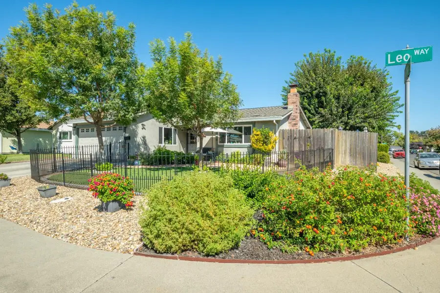 1317 Leo Way, Woodland, CA 95776 - #2