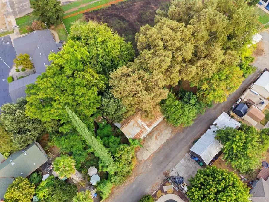 525 Magnolia Street, Gridley, CA 95948 - #2