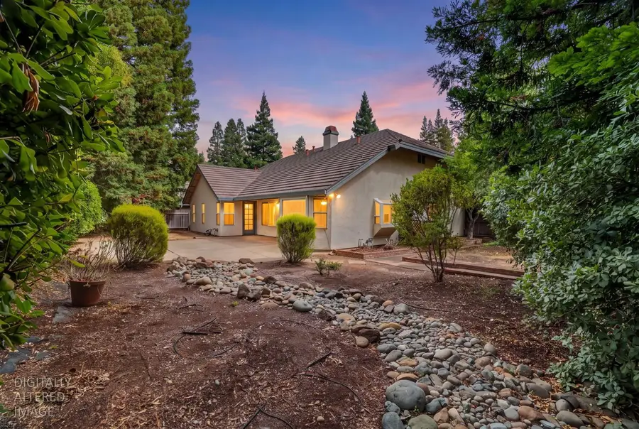 11445 Secrettown Court, Gold River, CA 95670 - #2
