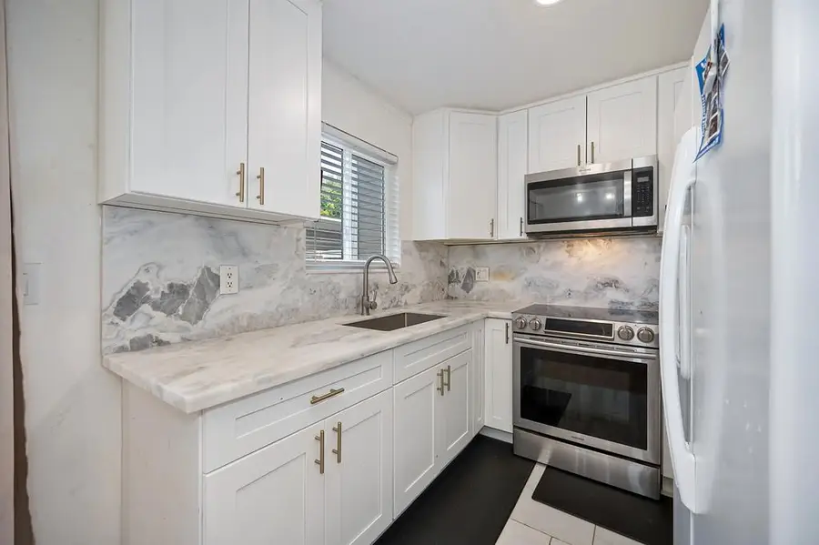 9101 Newhall Drive #76, Sacramento, CA 95826 - #3
