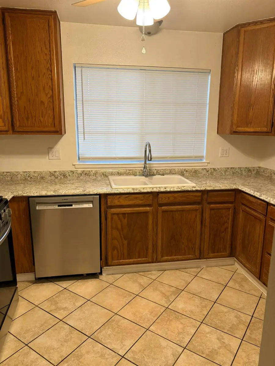 1335 Windemere Court, West Sacramento, CA 95605 - #3