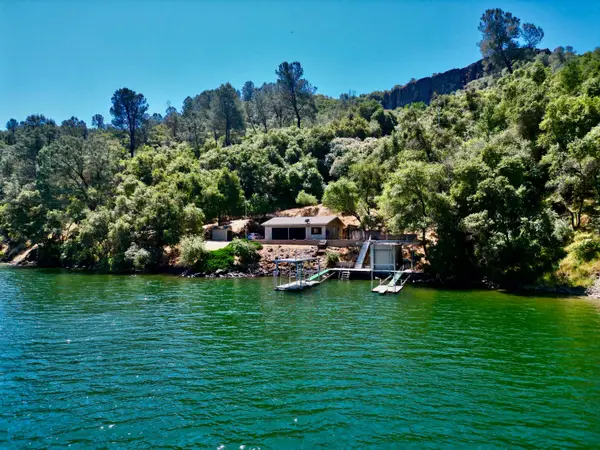 14988 Lakefront Dr, Jamestown, CA 95327