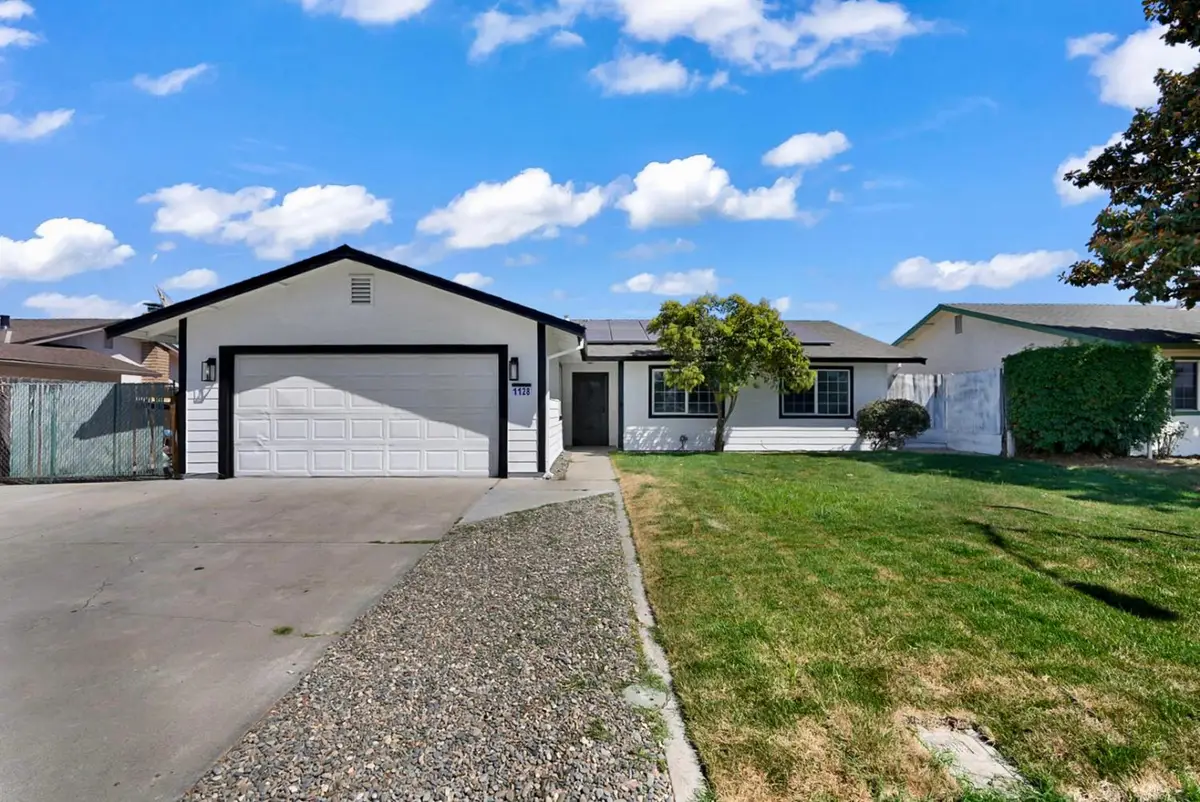 1128 Marguerite Avenue, Manteca, CA 95336 - #1
