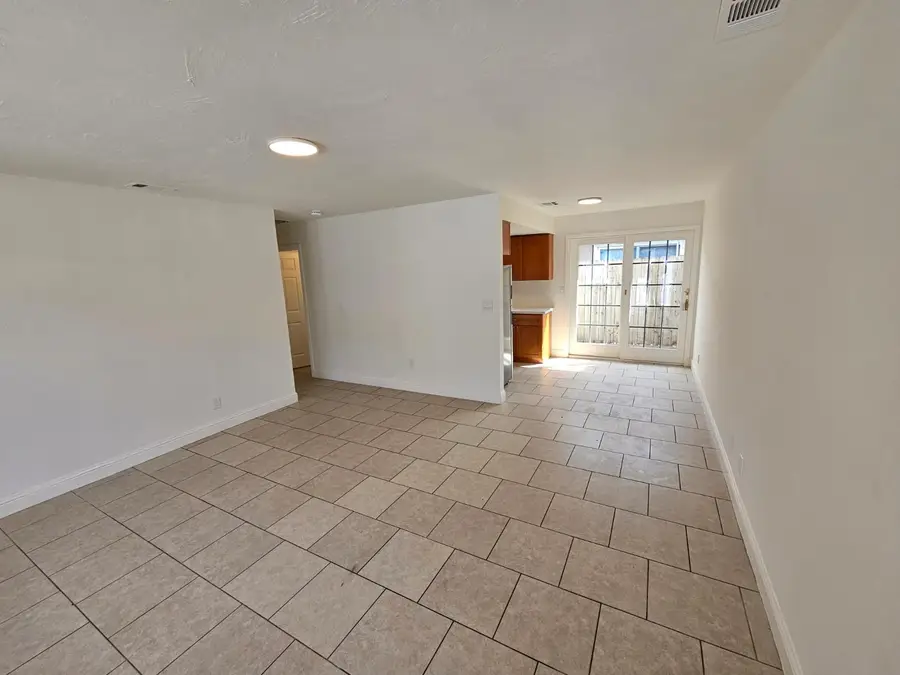9525 Kelley Drive, Stockton, CA 95209 - #3