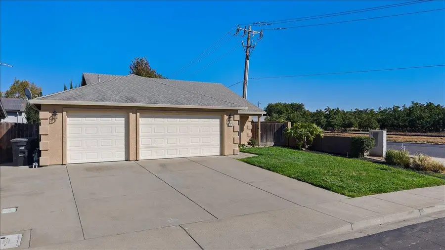 597 Magg Avenue, Oakdale, CA 95361 - #3