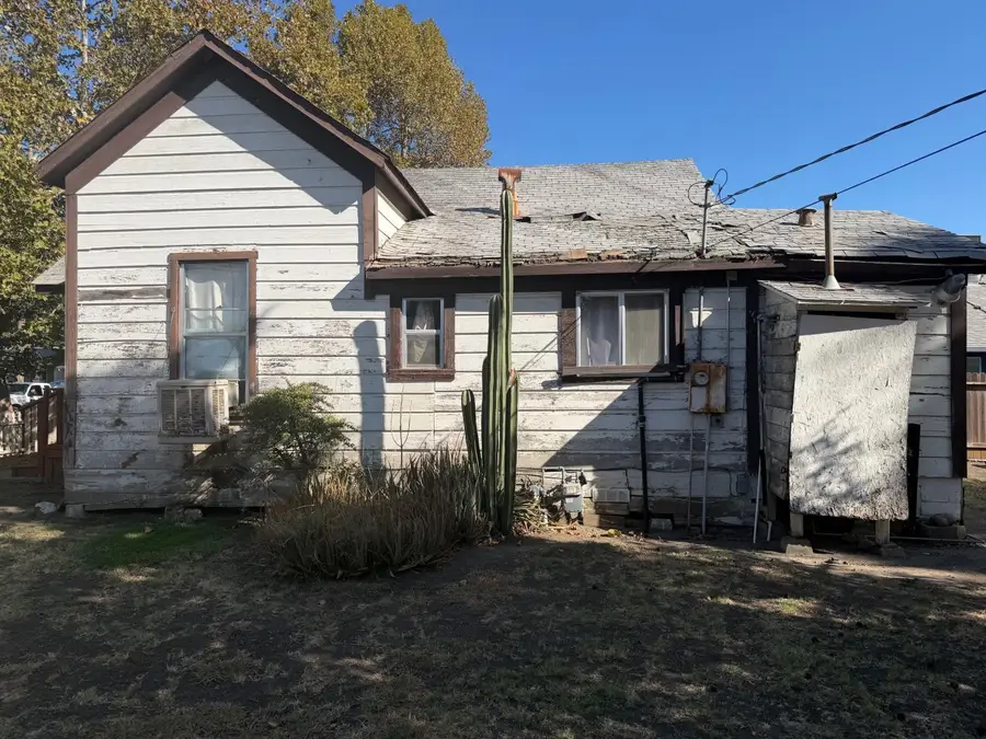 663 5th Street, Woodland, CA 95695 - #2