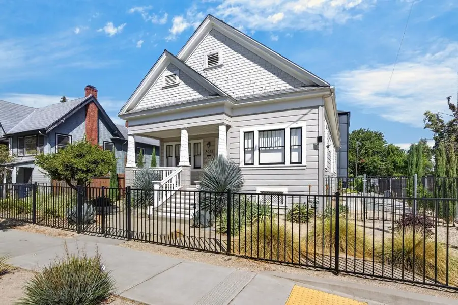 3055 5th Avenue, Sacramento, CA 95817 - #2