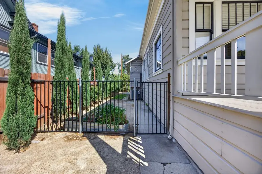 3055 5th Avenue, Sacramento, CA 95817 - #3