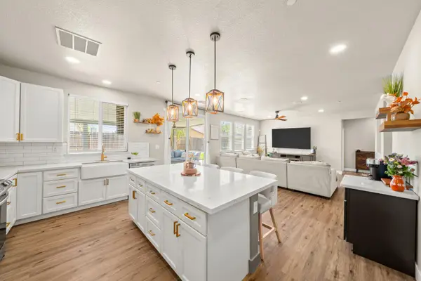 1221 Hamel Way, Galt, CA 95632