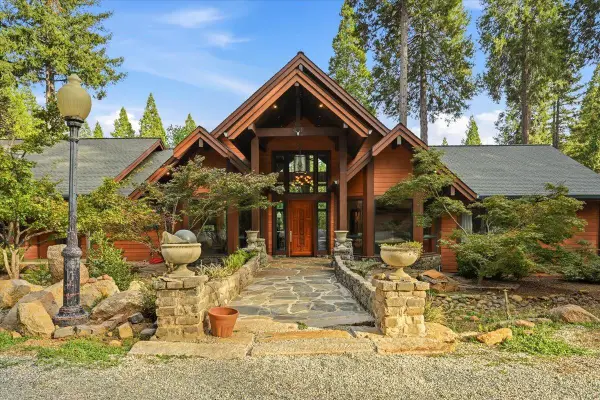 14496 Oak Ridge Road, Nevada City, CA 95959
