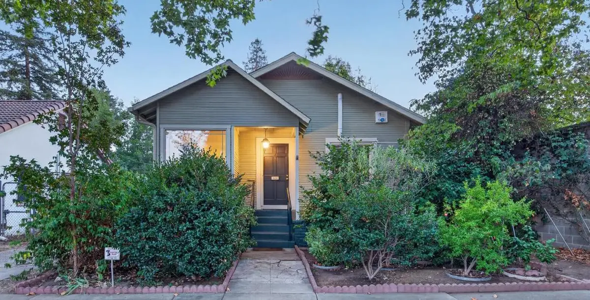 1930 Larkin Way, Sacramento, CA 95818 - #1