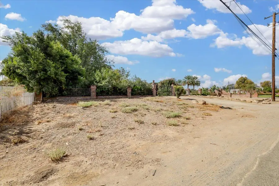 1488 Smith Road, Yuba City, CA 95993 - #3