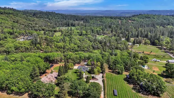 12708 Sierra Vista Drive, Grass Valley, CA 95945