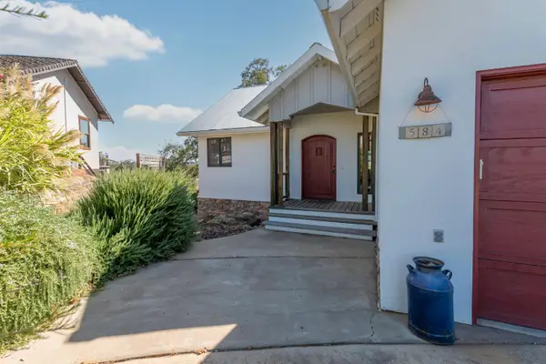 584 Chimney Hill Court, Angels Camp, CA 95222