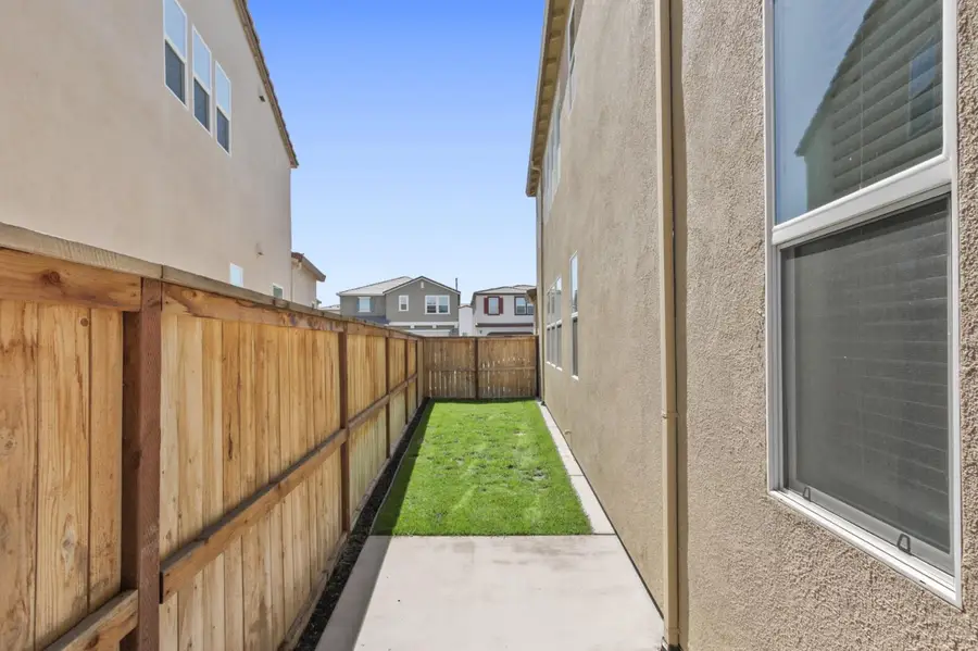 5254 W Oceanside Dr, Sacramento, CA 95835 - #3