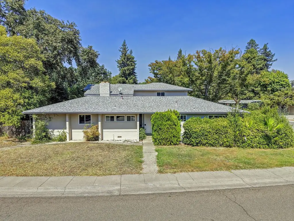 701 Elmwood, Davis, CA 95616 - #1