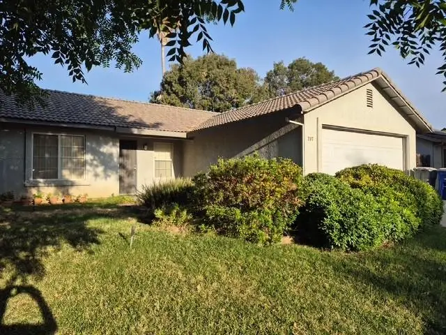 207 Yorktown, Merced, CA 95341 - #1