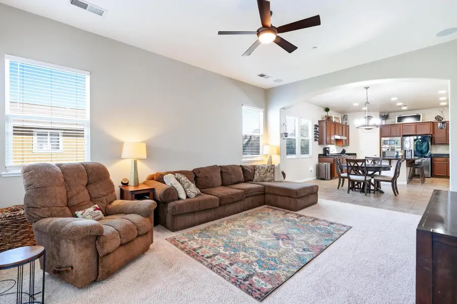 565 Sepp Ct., Ripon, CA 95366 - #3