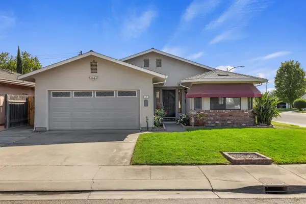 2 N Pinewood Court, Lodi, CA 95242