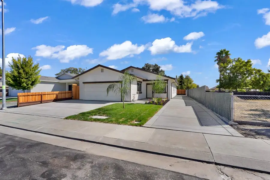 3448 Odell Avenue, Stockton, CA 95206 - #2