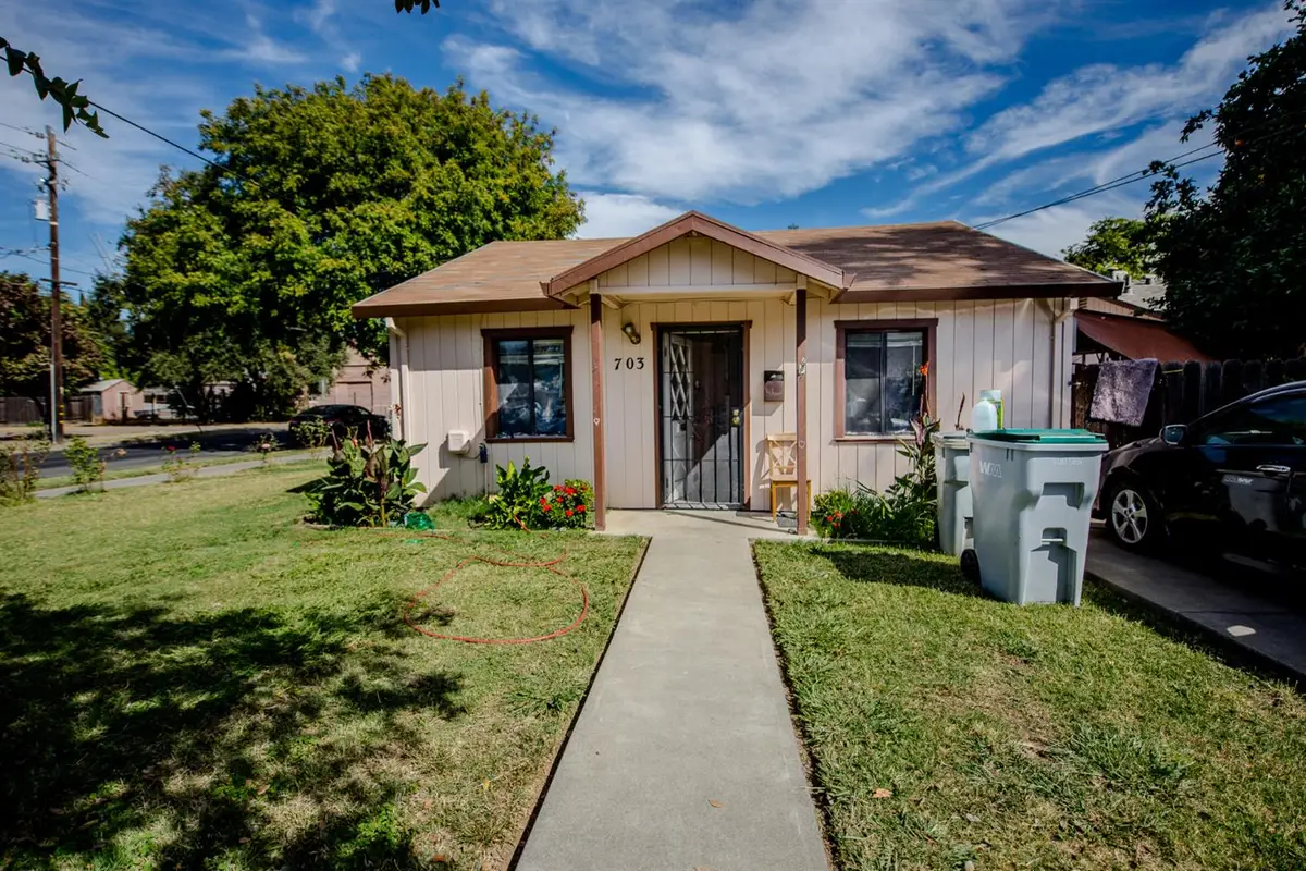 703 5th Street, Woodland, CA 95695 - #1