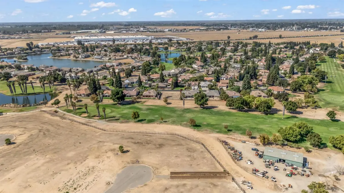 7180 Emerald Street, Chowchilla, CA 93610 - #1