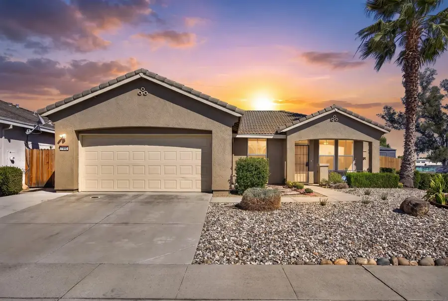 7993 Windgate Way, Sacramento, CA 95828 - #2