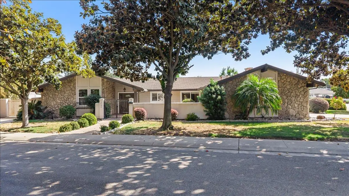 3520 Portage Plaza, Stockton, CA 95219 - #1