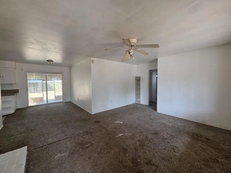 6941 7th Avenue, Rio Linda, CA 95673 - #3