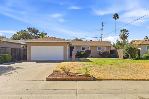 2306 Turnesa Avenue, Sacramento, CA 95822