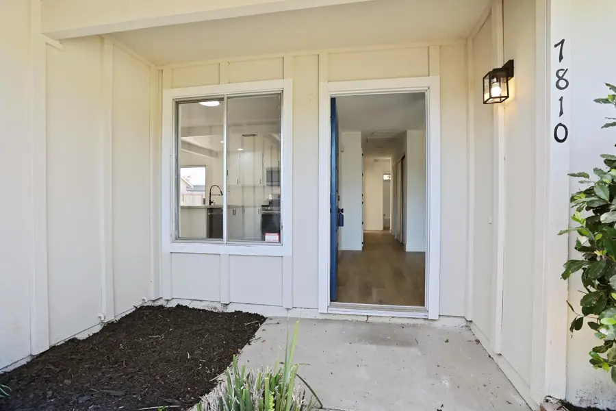 7810 Deer Meadow, Sacramento, CA 95823 - #3