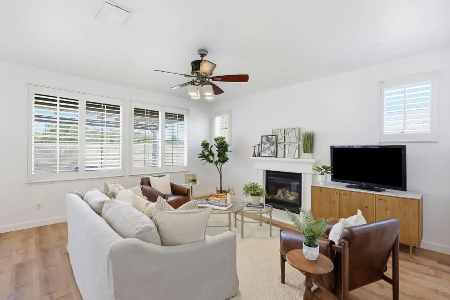 568 Farrington Street, Tracy, CA 95391 - #3