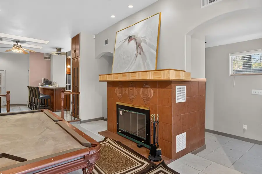 8879 Sunset Avenue, Fair Oaks, CA 95628 - #2