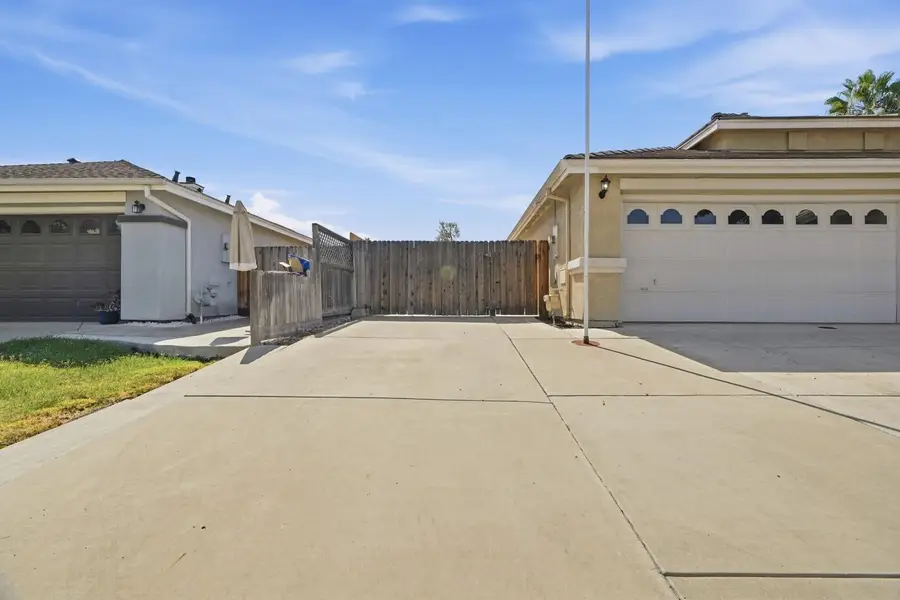 425 Sanderling Drive, Patterson, CA 95363 - #3