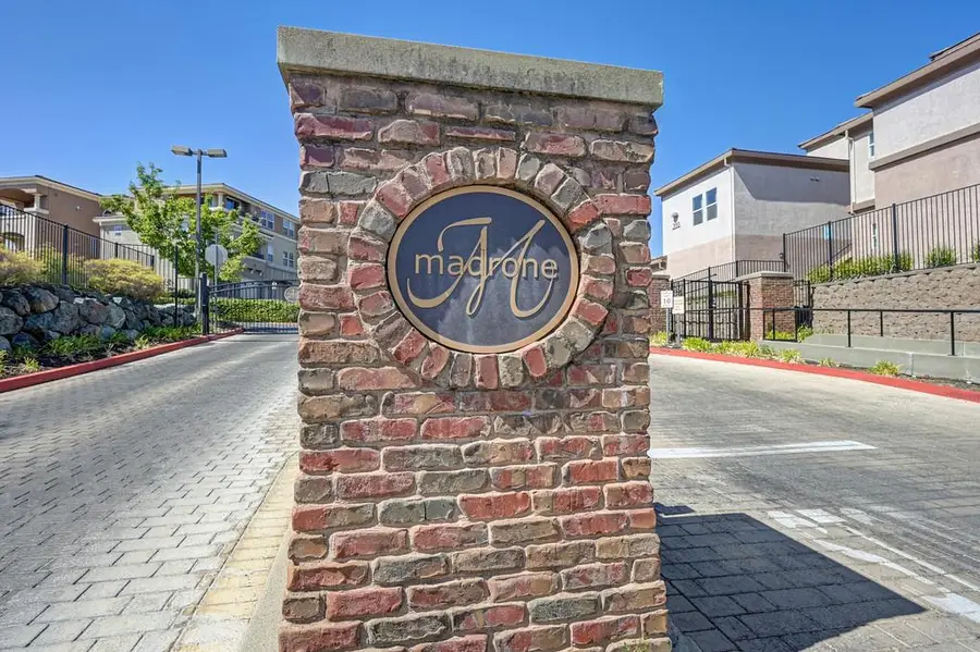 600 Moon Circle #627, Folsom, CA 95630 - #3
