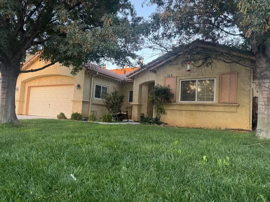 728 Chenin Blanc Court, Los Banos, CA 93635 - #2