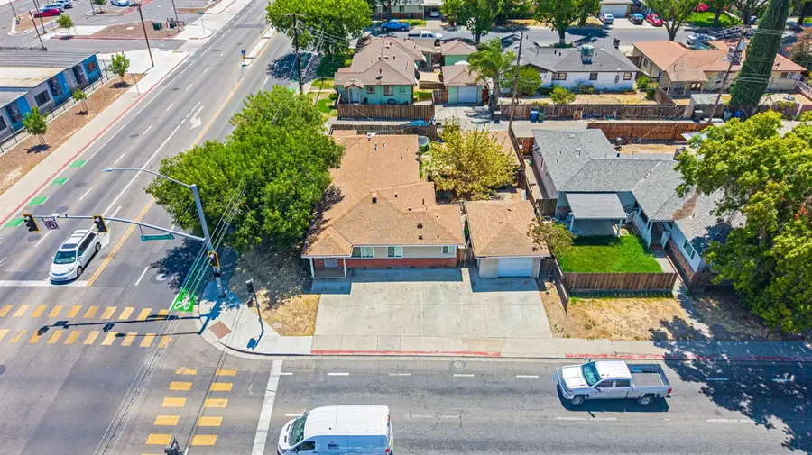 1335 Tully Road, Modesto, CA 95350 - #2