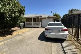 5631 Sampson Boulevard, Sacramento, CA 95824