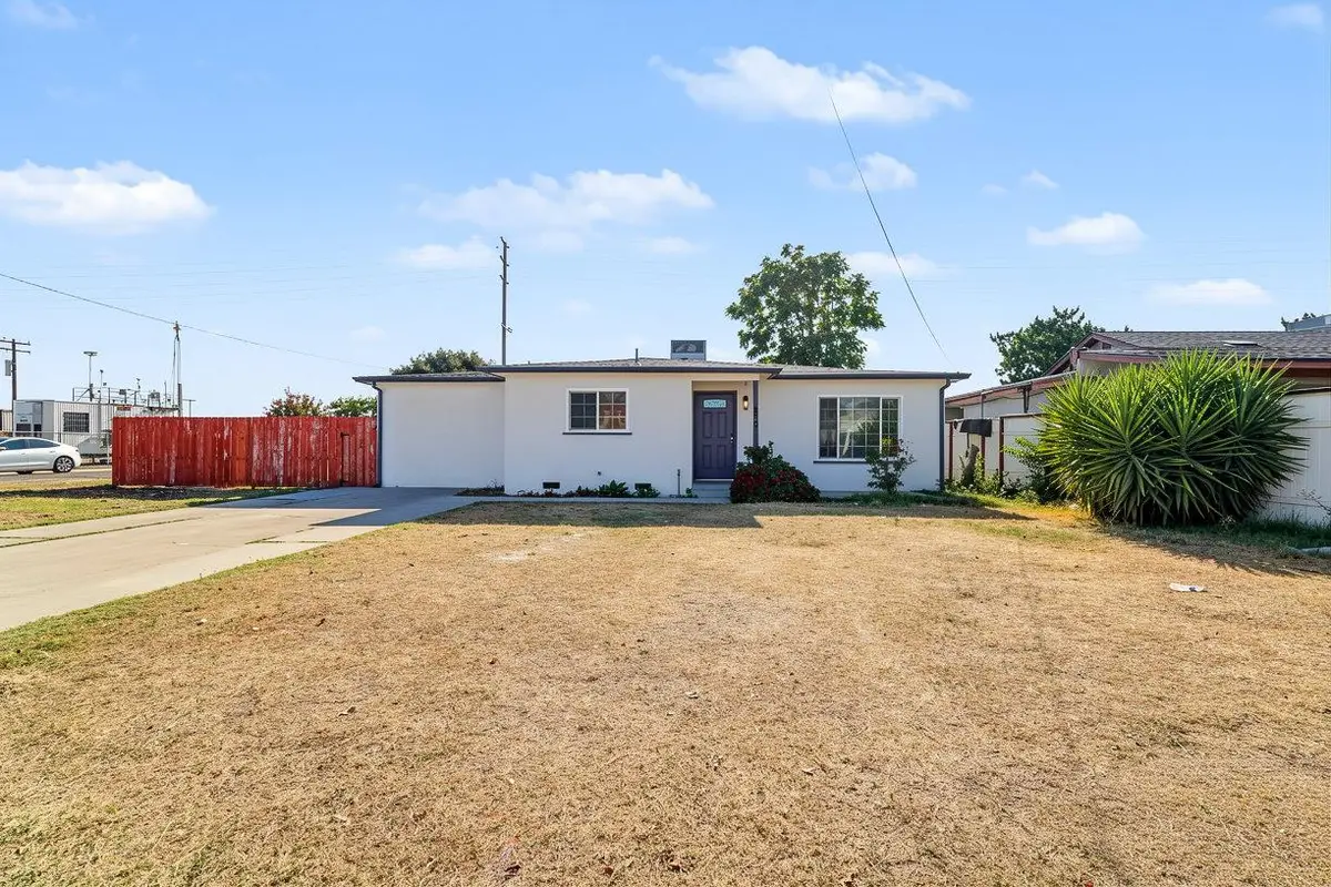 870 S Minaret, Turlock, CA 95380 - #1