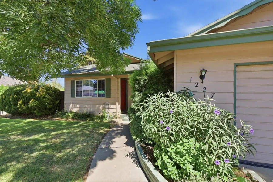 1227 Kathleen, Yuba City, CA 95991 - #2