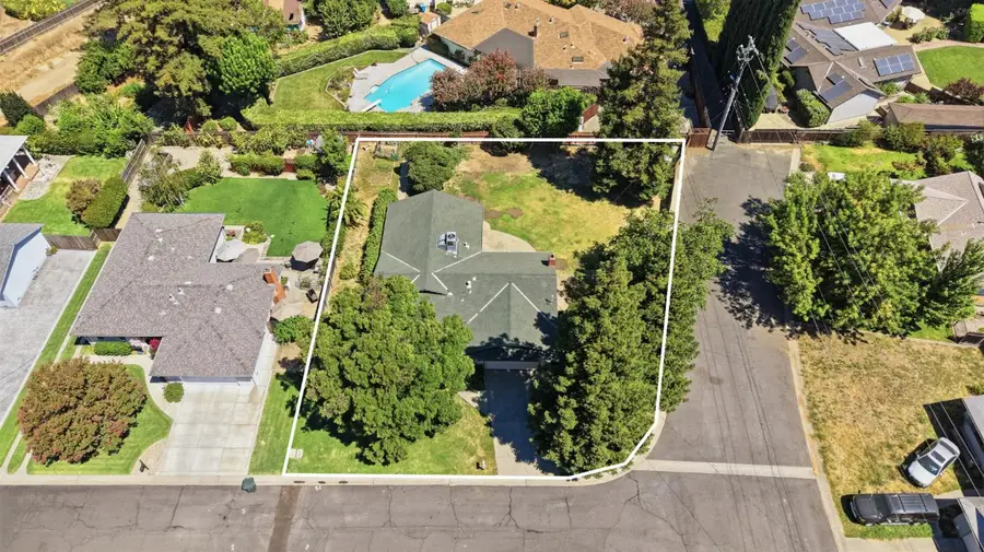 1227 Kathleen, Yuba City, CA 95991 - #3