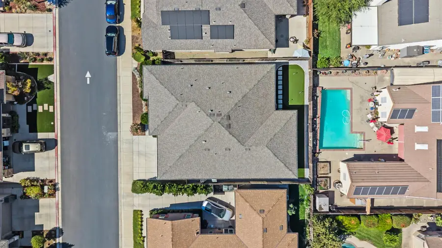 843 NW River Pointe Cir, Oakdale, CA 95361 - #2