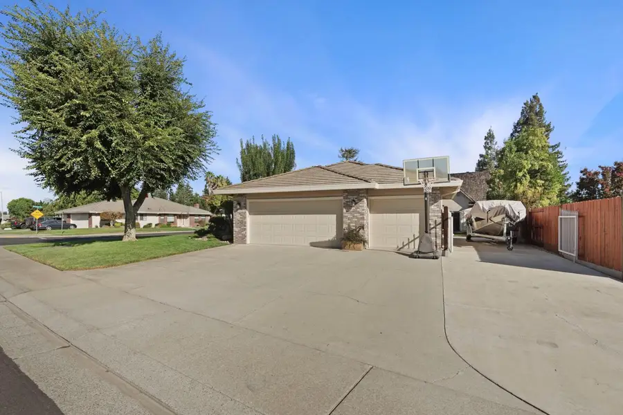 18378 Milford Drive, Lockeford, CA 95237 - #2