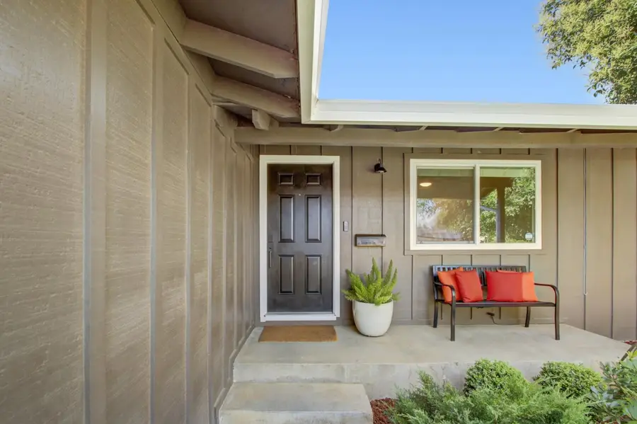 28 Del Mar Street, Woodland, CA 95695 - #2